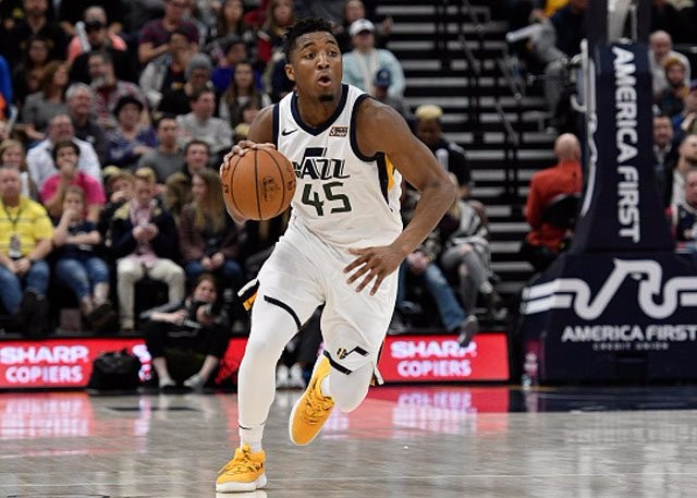 保持英超竞 保持英超竞