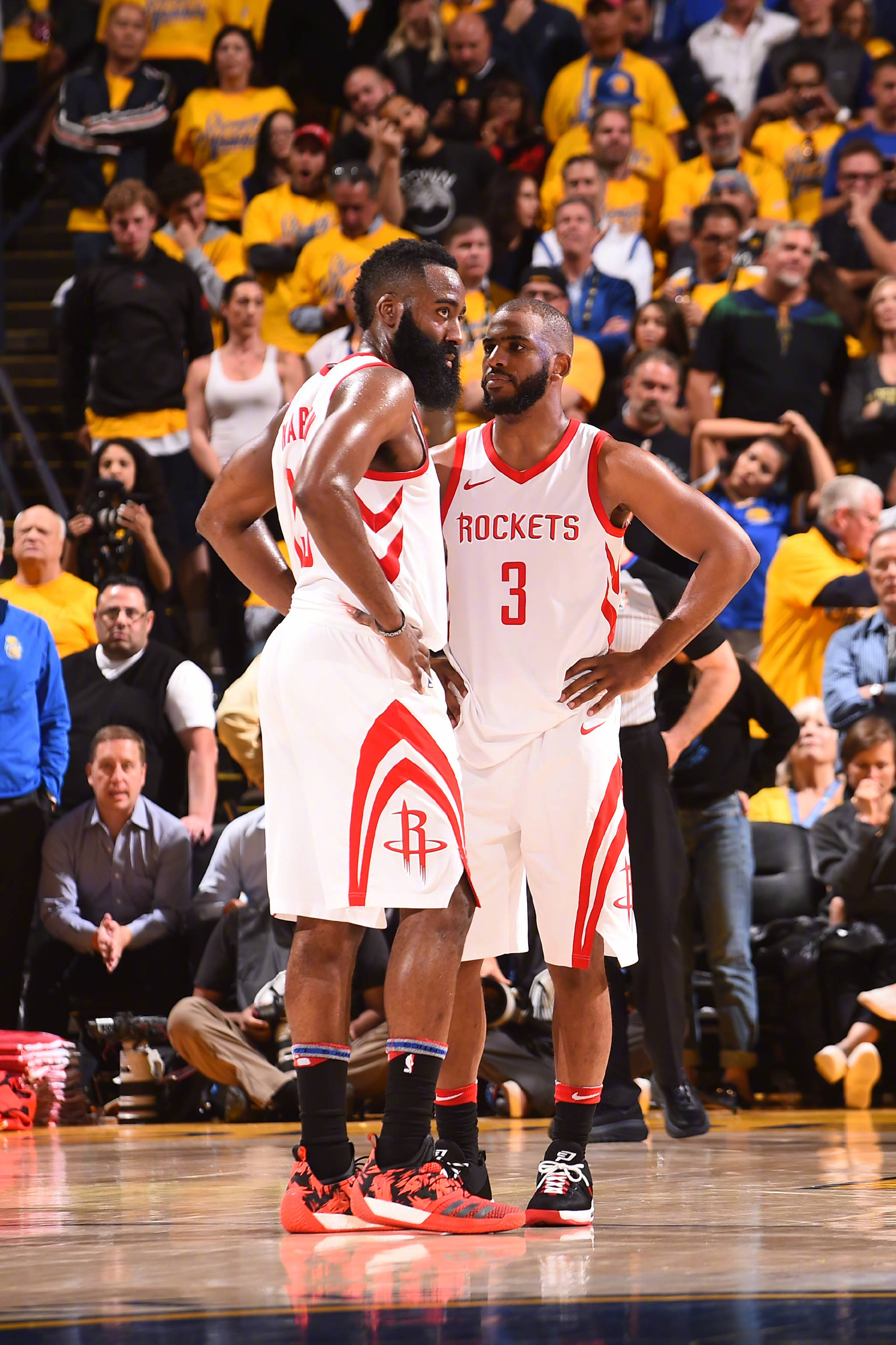 而与此同时 而与此同时