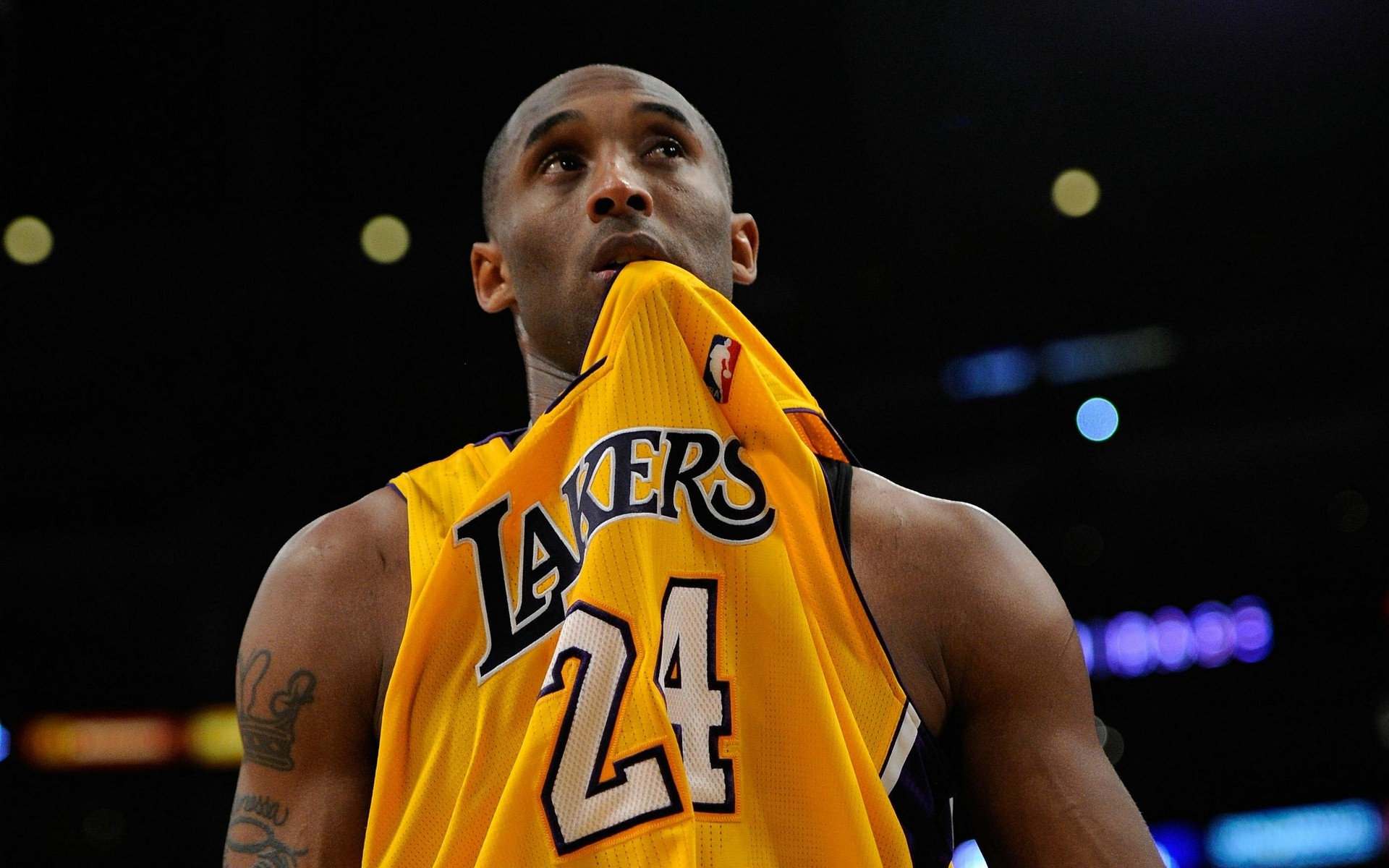 皇马应在中 皇马应在中