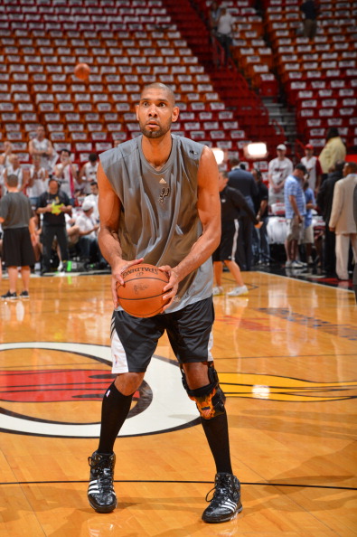 球踢得更有 球踢得更有